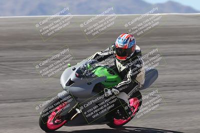 media/Oct-13-2025-Moto Forza (Mon) [[a66d839500]]/4-C Group/Session 2 (Bowl)/